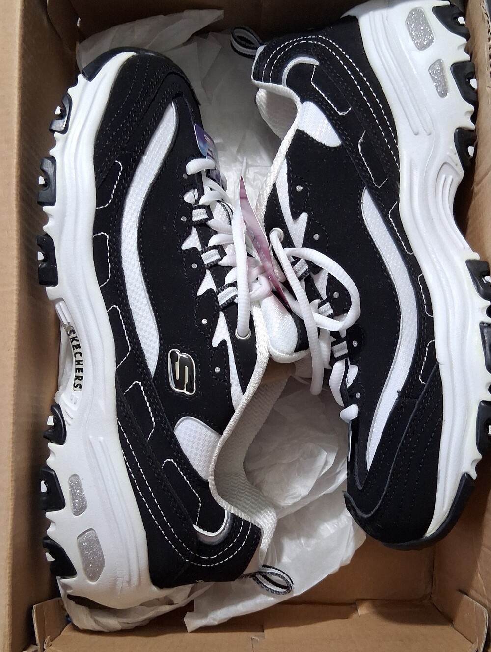 Skechers Black and White D'Lites  Athletic Sneakers Size 11W Women's